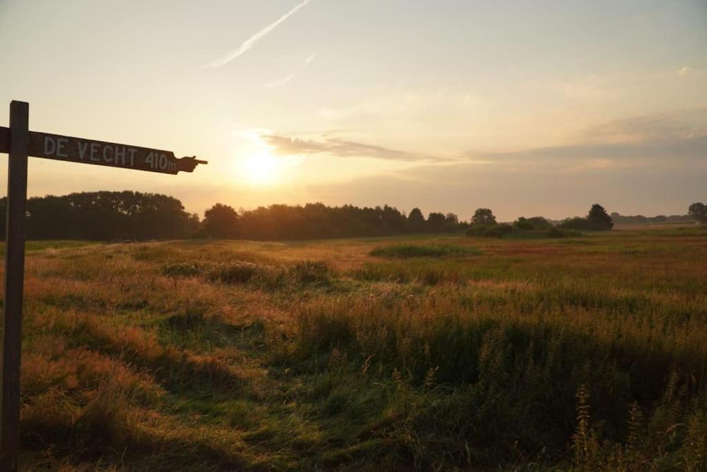 Saevis Tranquillus In Undis In De Ijsvogel Villa Diffelen Buitenkant foto